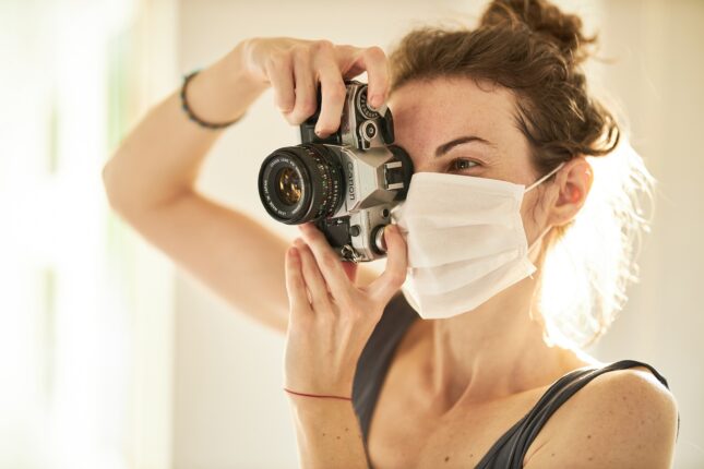 fotografa con mascherina